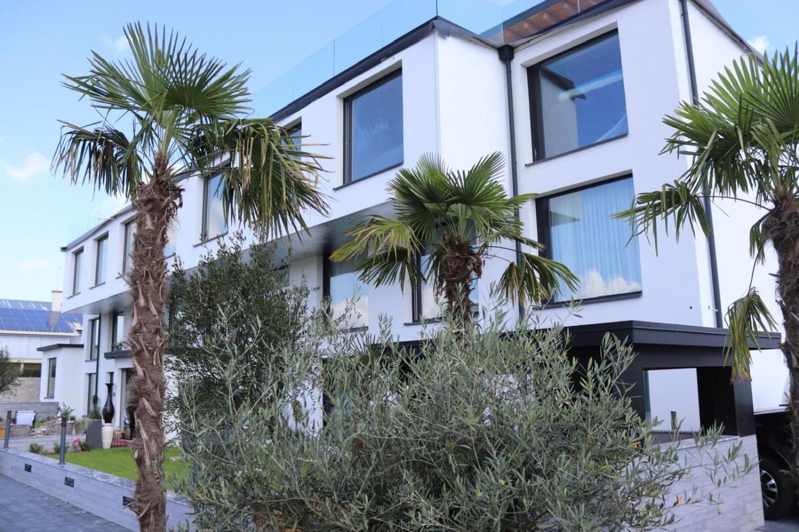 Hayat Sky Hotel רוסט מראה חיצוני תמונה