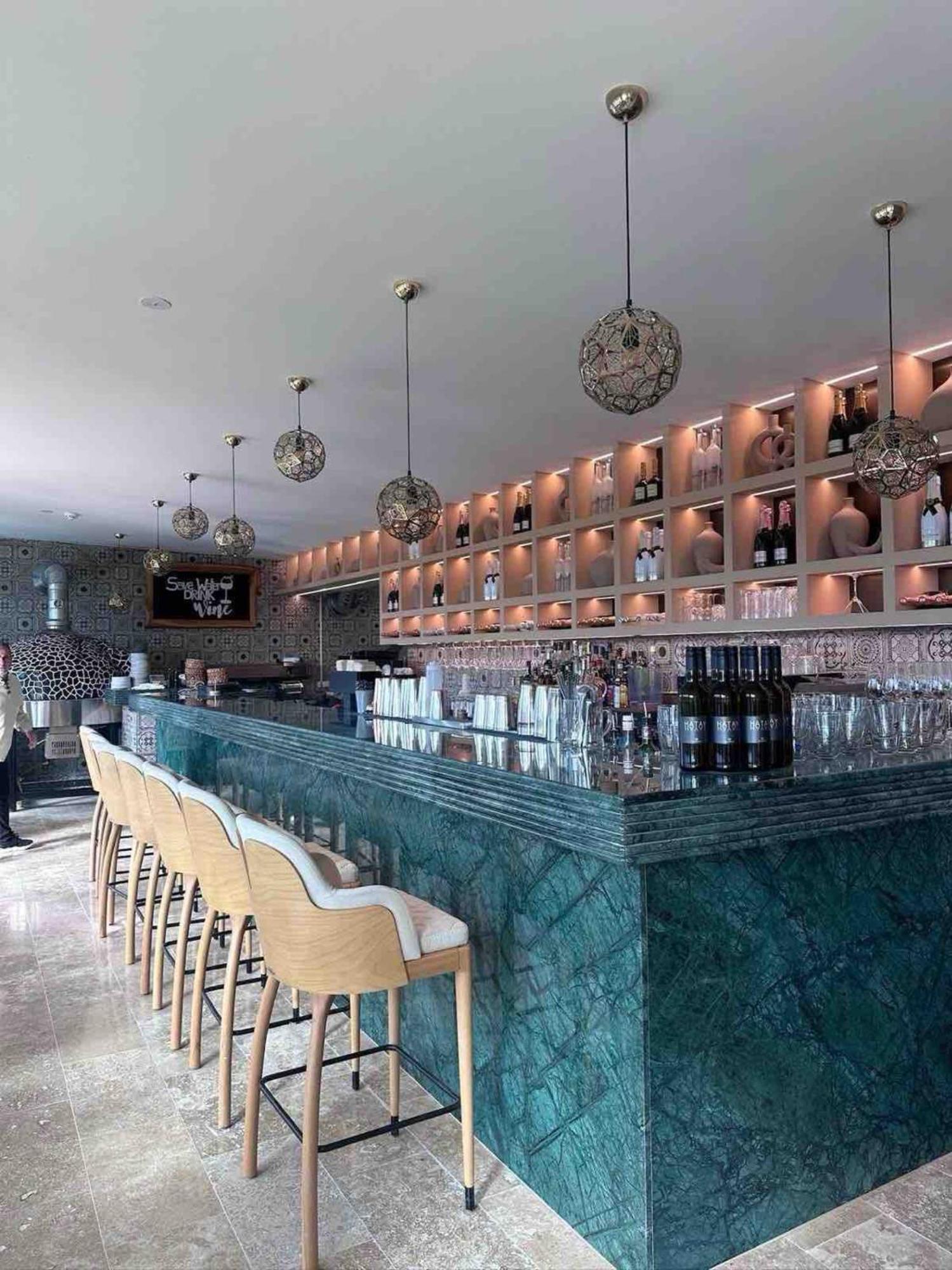 Hayat Sky Hotel רוסט מראה חיצוני תמונה